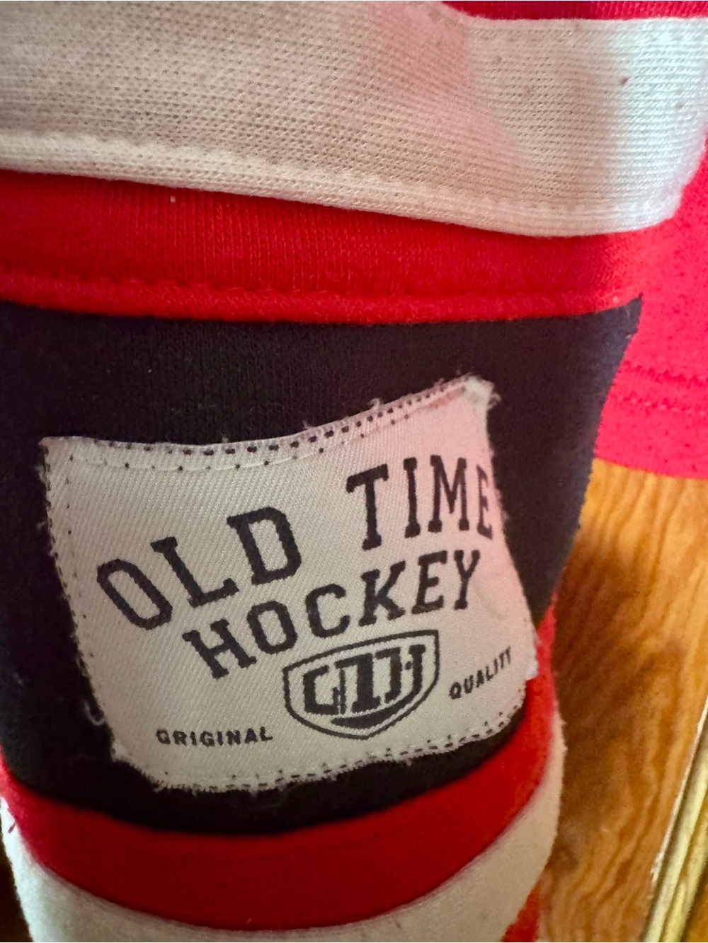 Chicago Blackhawks Red Lace-Up Hockey Hoodie with Native Head Crest - Picture 4 of 5